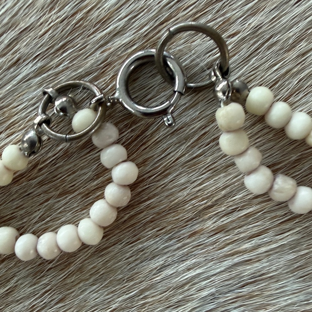 Vintage Hand-Carved Heart Cow Bone Beaded Double-Strung Necklace - Picture 4 of 7